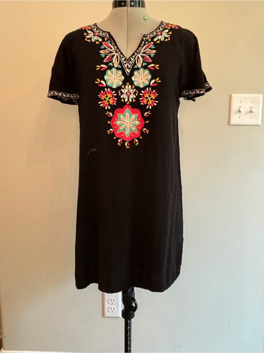 THML Boho Black‎ Shift Dress with Multicolor Embroidery 0142